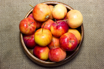 Apples in wooden plates