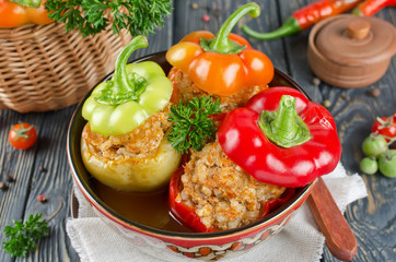 Peppers stuffed with rice and meat