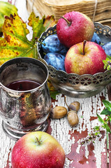 Cup of tea in the autumn style