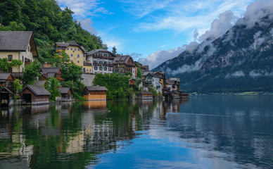 Fototapeta na wymiar Hallstatt village with lake and Alps behind, Austria