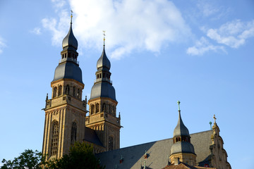 Fototapeta na wymiar Sankt-Josephs-Kirche in Speyer 