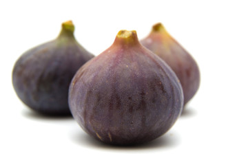 ripe purple figs