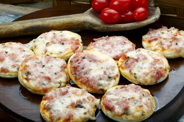 mini pizza