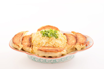 おいしそうな炒飯と餃子