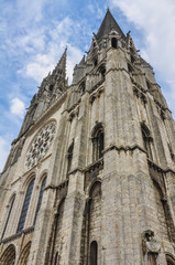 Fototapeta na wymiar Monumentos históricos, catedral de Chartres, Francia