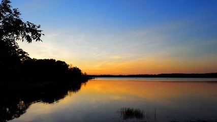 Naklejka na ściany i meble Lake sunset 09163