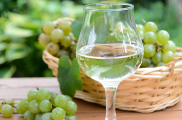 white wine and grapes
