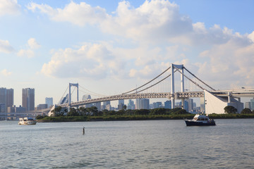 rainbow bridge odaiba tokyo japan