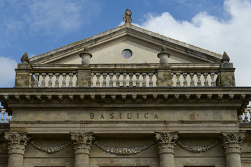 Fototapeta na wymiar Cattedrale della Madonna del Ponte a Lanciano