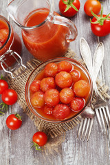 Canned tomatoes in tomato juice