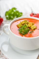 Tomatensuppe mit Croutons