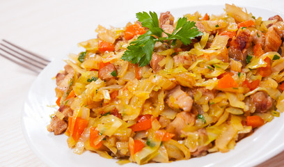 stew cabbage with meat