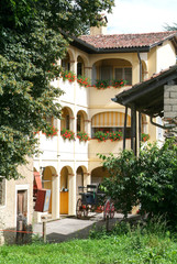 Fototapeta na wymiar Houses at the old village of Bigogno