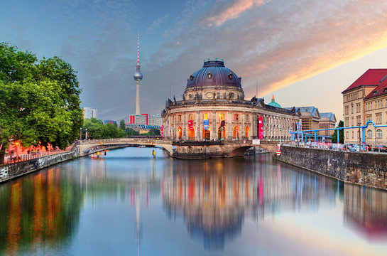 Berlin, Bode Museum With Reflection In Spree, Germany