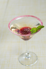 Cocktail glasse with mint