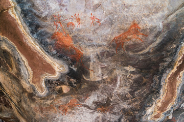 Just 24 km fom Bhopal, Satkunda has around 5000 year old rock art. Contemporary in quality and age...