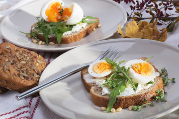 sandwiches with eggs