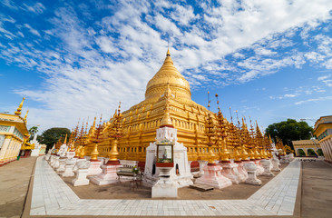 Shwezigon Pagoda,Bagan, Myanmar