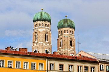 Fototapeta na wymiar Munich Frauenkirche - Germany