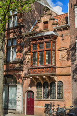 Obraz premium street with the house in Amsterdam on a sunny day. 