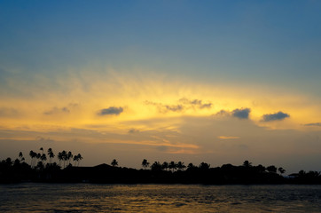 Fototapeta na wymiar Sunset on coast. Sri Lanka