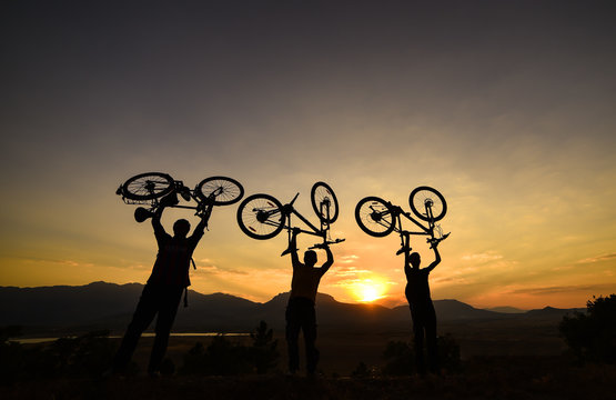 bisiklet takımı & doğada bisiklet ekibi silüet