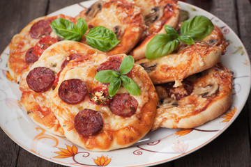 Mini pizzas