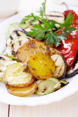 Oven baked potato and grilled vegetable
