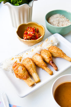 deep-fried shrimp around sugarcane stick, Vietnamese Food