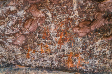 Just 24 km fom Bhopal, Satkunda has around 5000 year old rock art. Contemporary in quality and age the world Heritage site of Bhim Baithika in the east of Bhopal.