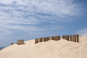 Dunas de arena en las playas de Bolonia en la costa de Tarifa, C&aacute;diz