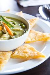 chicken green curry ,Traditional Indian food
