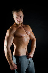 Fototapeta na wymiar Shirtless muscular man 