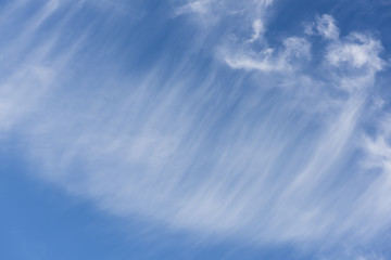 青空と変わった雲
