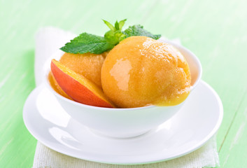 Peach ice cream