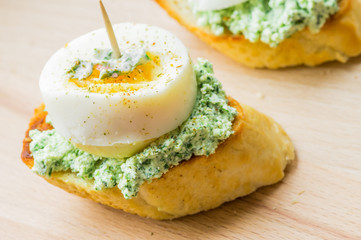 Tasty canapes with ricotta