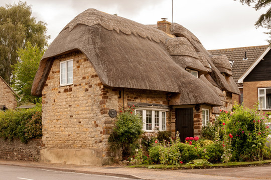 Traditional cottage stone house in the Midlands, United Kingdom