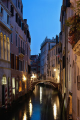Obraz na płótnie Canvas Canal in Venice at the evening