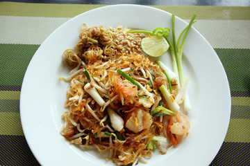 Pad Thai, Thailand's national dishes, stir-fried rice noodles, T