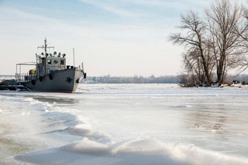 ship in the ice