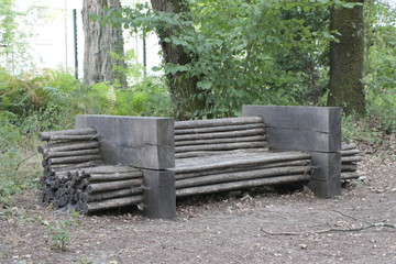 banc en bois atypique