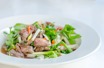 spicy grilled beef salad
