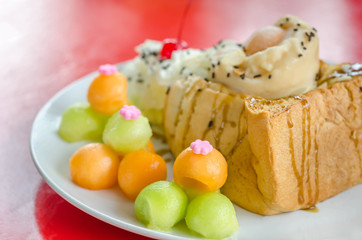 Melon toast