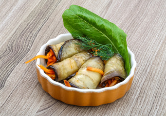 Eggplant rolls with carrot