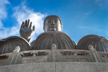 Tian Tan Buddha