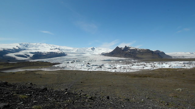 A glacier in the interior of Iceland.