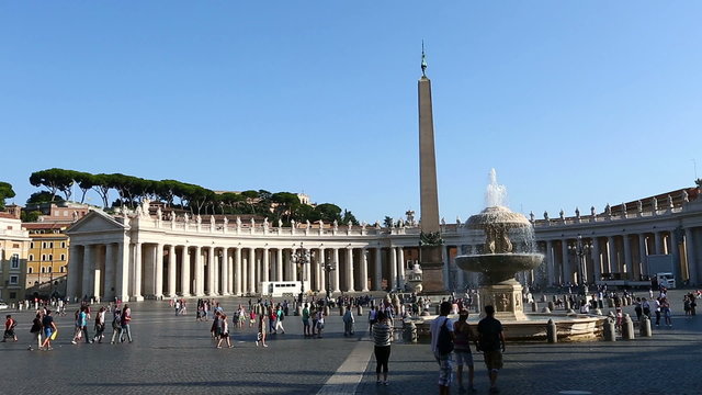 Pan Shot Tourist Visiting St.Peter's Square at Vatican City
