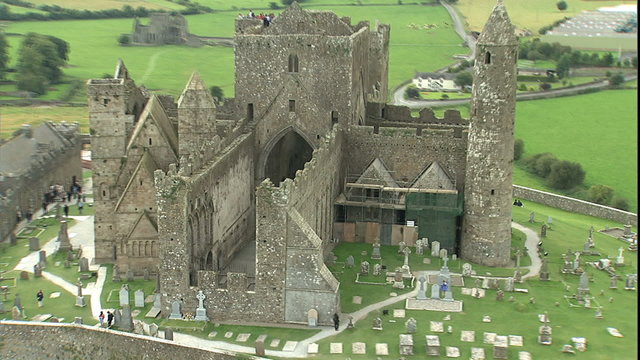 Cashel Castle & helicopter pans around