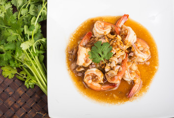 fried garlic shrimp pepper