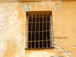 Window with lattice